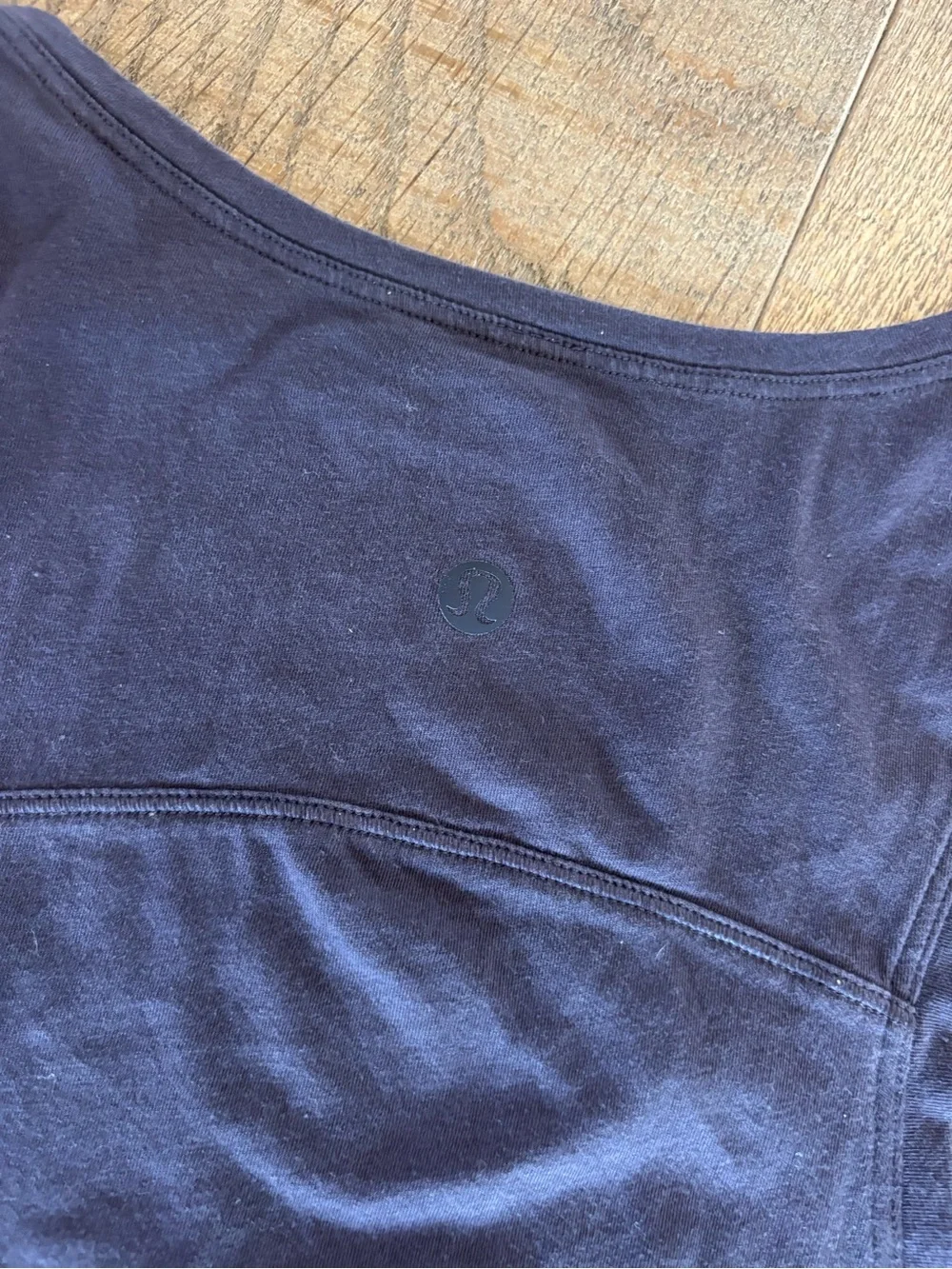 lululemon navy blue tank top shirt